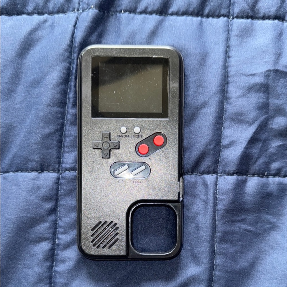 Retro Black Handheld Game Console Case (iPhone 12 Pro Max)